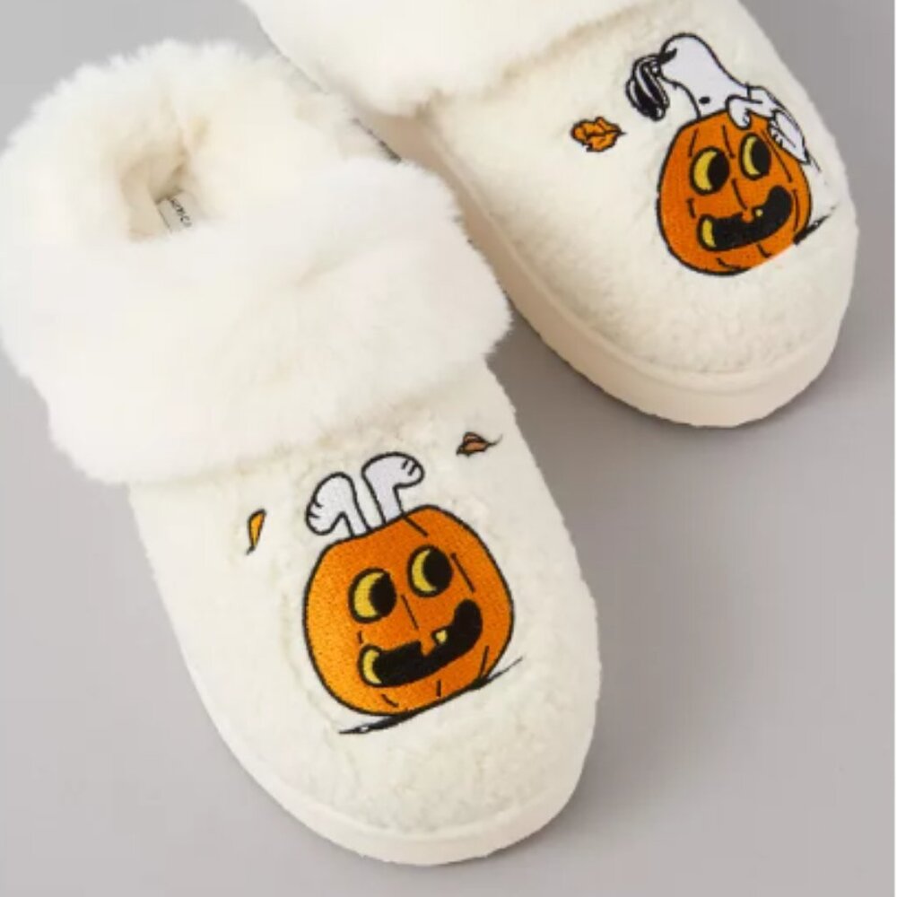 AE Snoopy Pumpkin Scuff Slipper SIZE 6